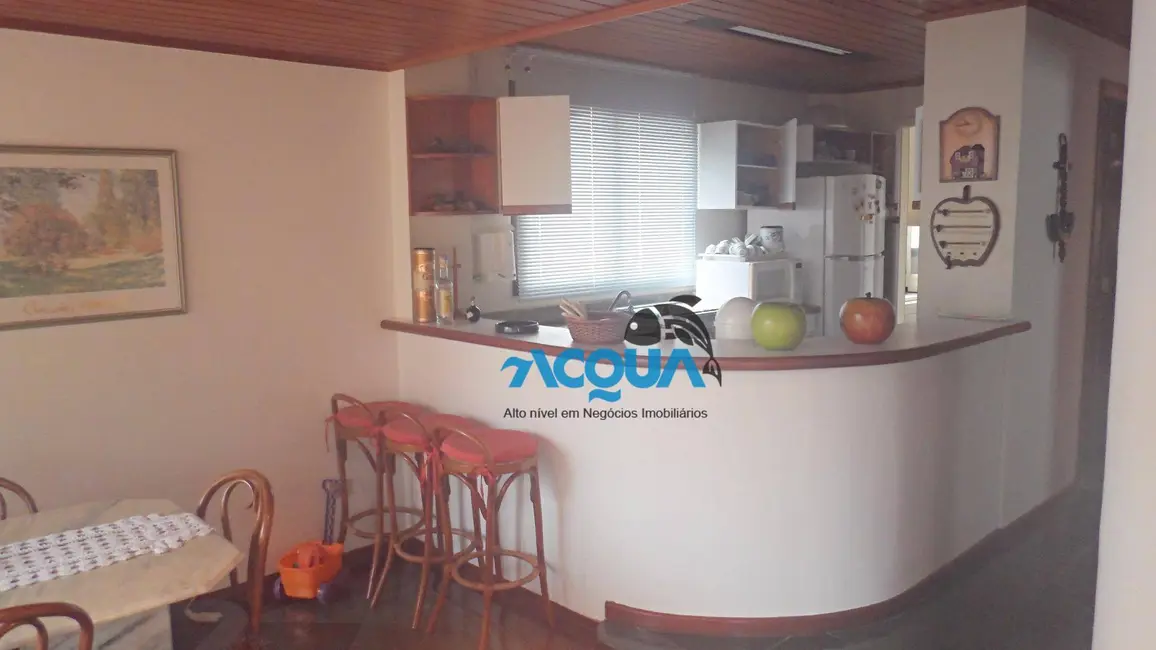 Foto 5 de Apartamento com 3 quartos à venda em Guaruja - SP