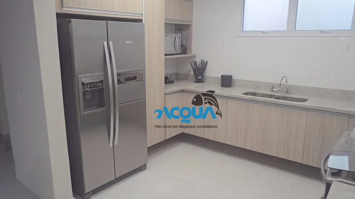 Casa de Condomínio com 4 quartos à venda, 300m2 em Jardim Três Marias, Guaruja - SP - imagem 8 Foto 8 de Casa de Condomínio com 4 quartos à venda, 300m2 em Jardim Três Marias, Guaruja - SP