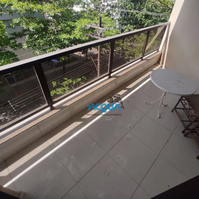 Foto 4 de Apartamento com 3 quartos à venda, 92m2 em Jardim Três Marias, Guaruja - SP