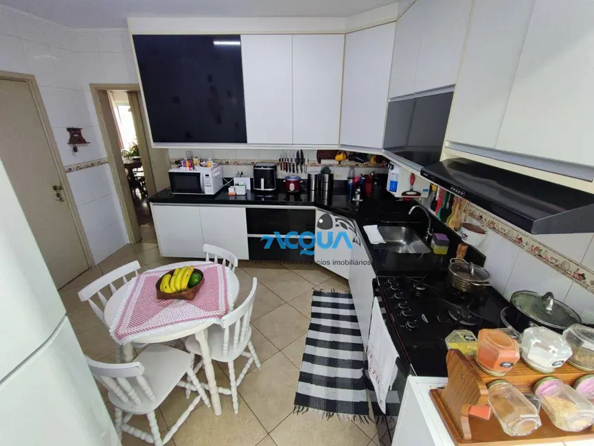 Foto 5 de Apartamento com 3 quartos à venda, 168m2 em Guaruja - SP