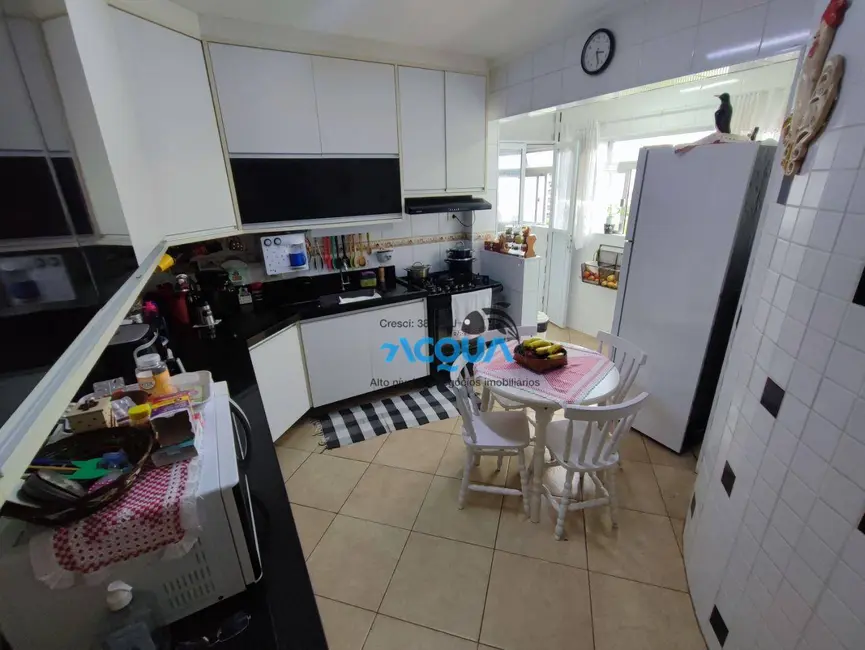 Foto 7 de Apartamento com 3 quartos à venda, 168m2 em Guaruja - SP