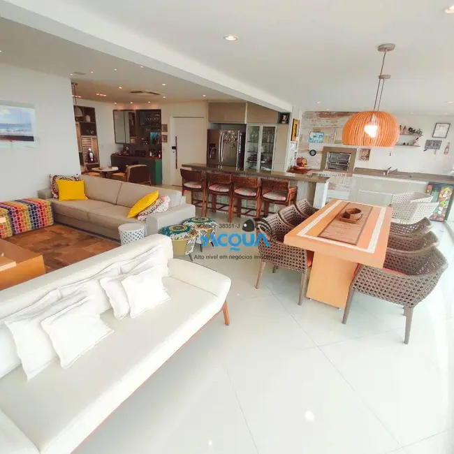 Foto 3 de Apartamento com 3 quartos à venda, 150m2 em Guaruja - SP