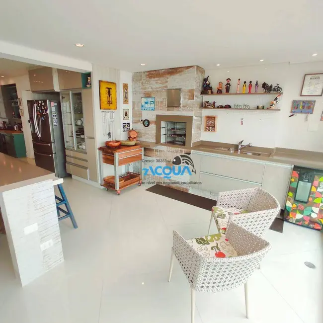 Foto 8 de Apartamento com 3 quartos à venda, 150m2 em Guaruja - SP