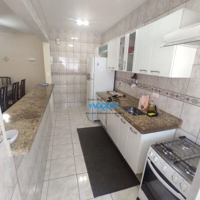 Foto 3 de Apartamento com 3 quartos à venda, 70m2 em Guaruja - SP