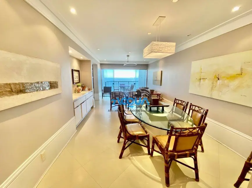 Foto 6 de Apartamento com 4 quartos à venda, 220m2 em Guaruja - SP