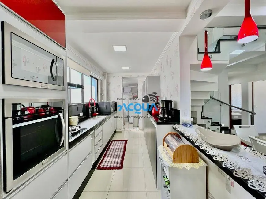 Cobertura com 4 quartos à venda, 280m2 em Barra Funda, Guaruja - SP - imagem 7 Foto 7 de Cobertura com 4 quartos à venda, 280m2 em Barra Funda, Guaruja - SP