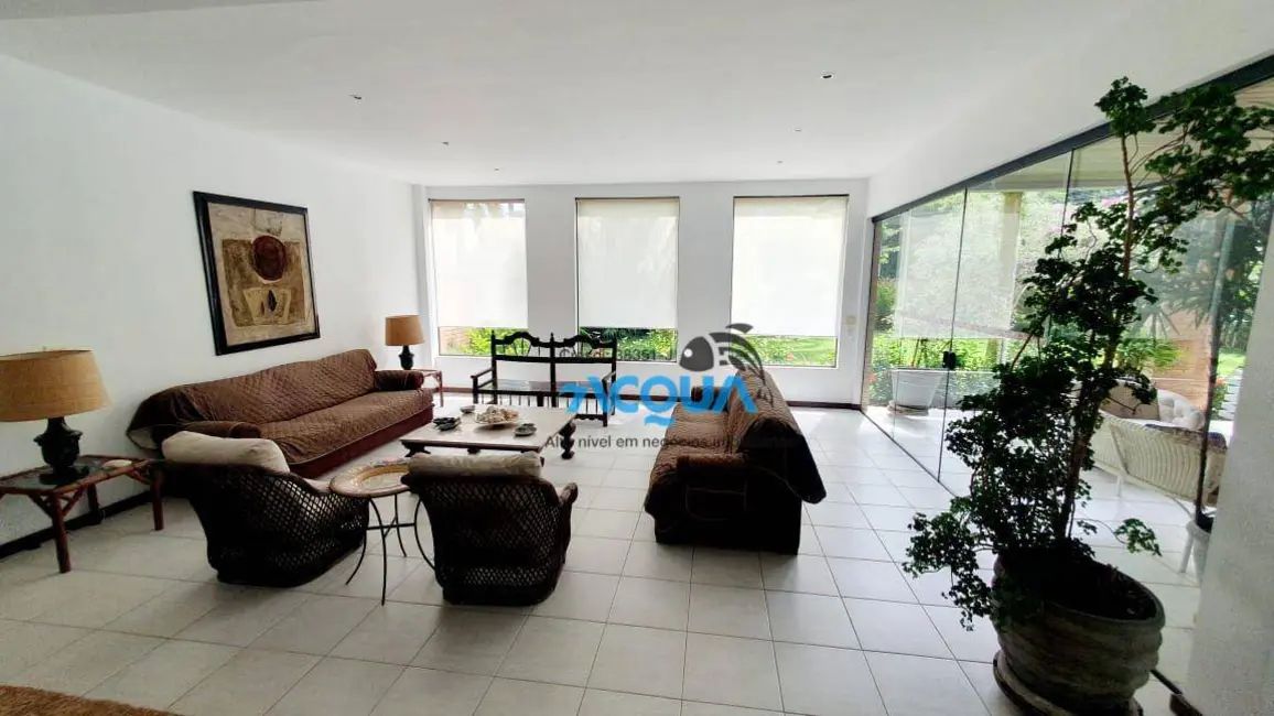 Casa de Condomínio com 6 quartos à venda, 1250m2 em Jardim Acapulco, Guaruja - SP - imagem 6 Foto 6 de Casa de Condomínio com 6 quartos à venda, 1250m2 em Jardim Acapulco, Guaruja - SP