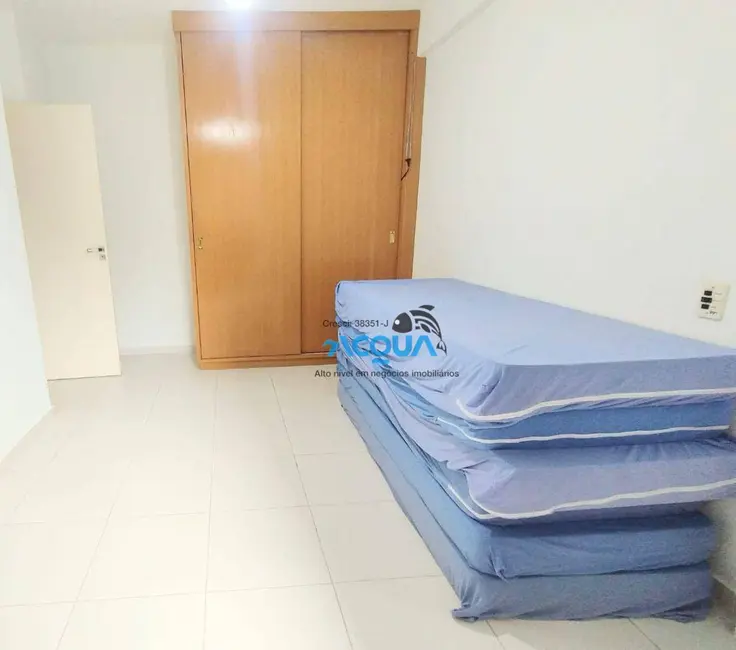 Foto 8 de Apartamento com 2 quartos à venda, 70m2 em Jardim Três Marias, Guaruja - SP
