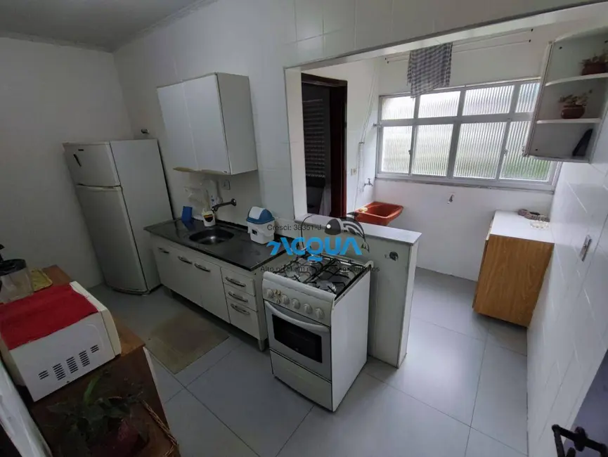 Foto 6 de Apartamento com 3 quartos à venda, 130m2 em Jardim Três Marias, Guaruja - SP