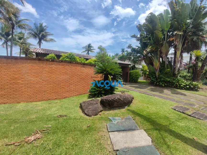 Casa de Condomínio com 6 quartos à venda, 2000m2 em Acapulco, Guaruja - SP - imagem 4 Foto 4 de Casa de Condomínio com 6 quartos à venda, 2000m2 em Acapulco, Guaruja - SP