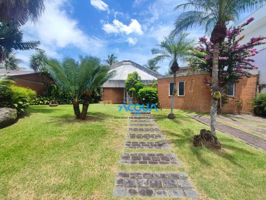 Foto 1 de Casa de Condomínio com 6 quartos à venda, 2000m2 em Acapulco, Guaruja - SP