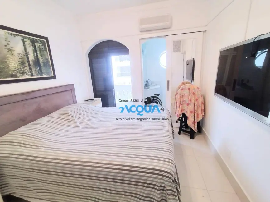 Foto 6 de Apartamento com 4 quartos à venda, 90m2 em Jardim Três Marias, Guaruja - SP