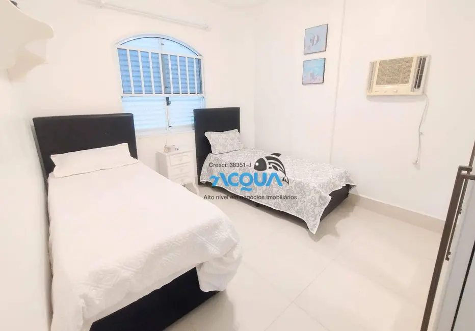Foto 8 de Apartamento com 4 quartos à venda, 90m2 em Jardim Três Marias, Guaruja - SP