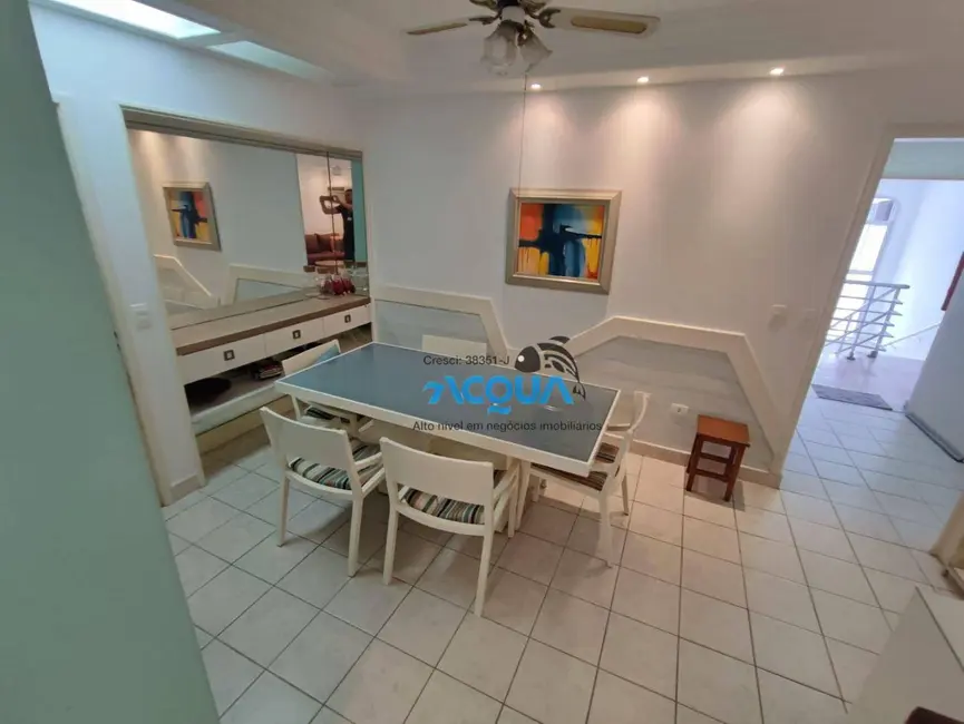 Foto 3 de Apartamento com 4 quartos à venda, 116m2 em Guaruja - SP