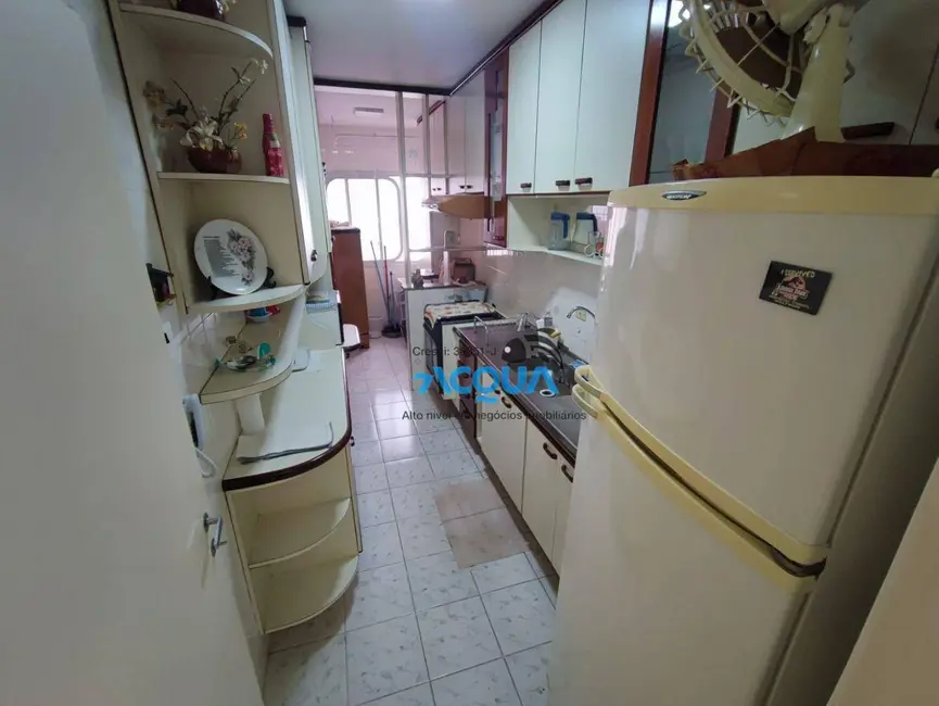 Foto 5 de Apartamento com 4 quartos à venda, 116m2 em Guaruja - SP