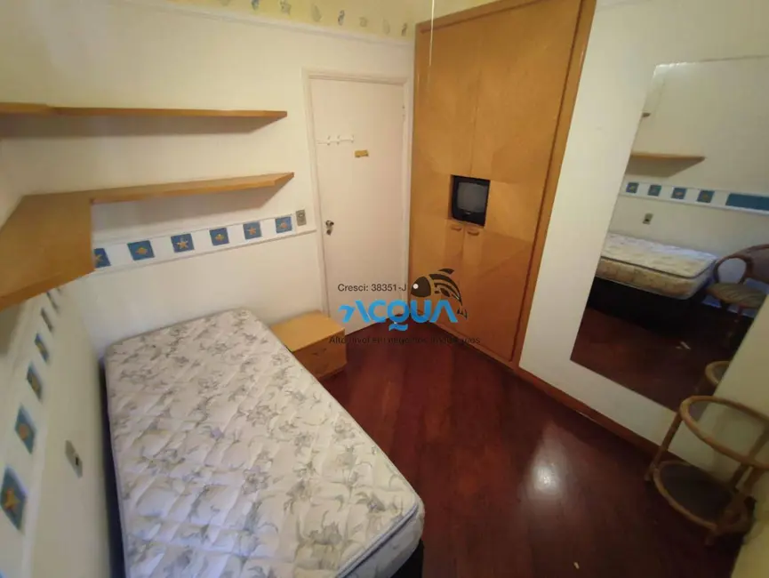 Foto 8 de Apartamento com 4 quartos à venda, 116m2 em Guaruja - SP