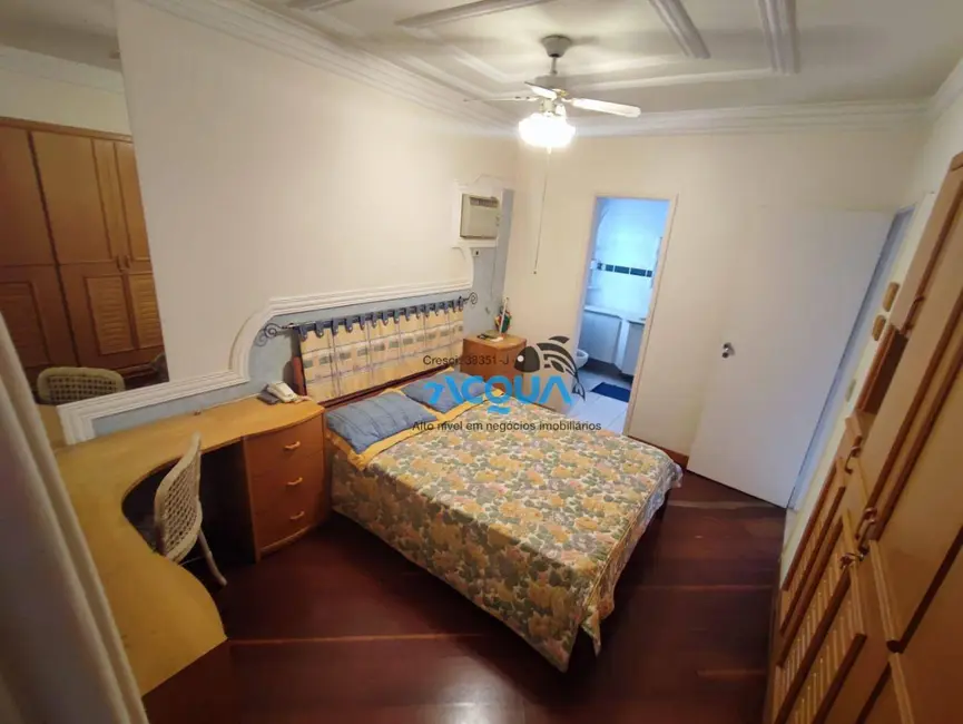 Foto 7 de Apartamento com 4 quartos à venda, 116m2 em Guaruja - SP