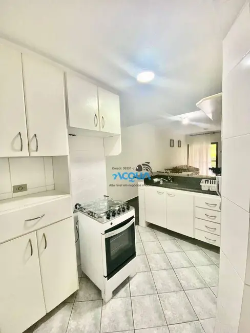 Apartamento com 2 quartos à venda, 60m2 em Jardim Três Marias, Guaruja - SP - imagem 5 Foto 5 de Apartamento com 2 quartos à venda, 60m2 em Jardim Três Marias, Guaruja - SP