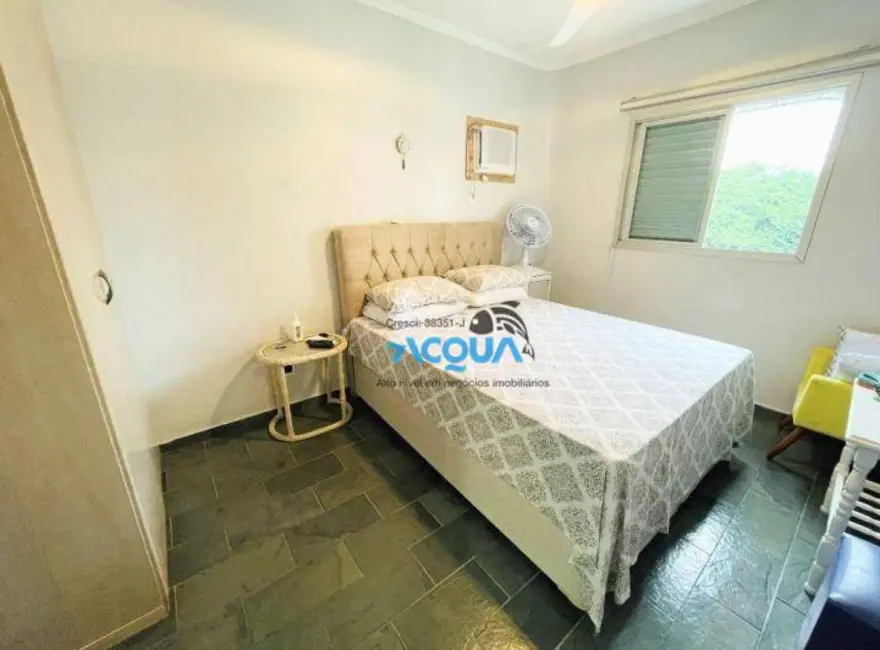 Foto 8 de Apartamento com 3 quartos à venda, 110m2 em Jardim Las Palmas, Guaruja - SP