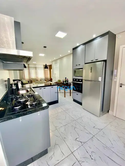 Apartamento com 2 quartos à venda, 90m2 em Barra Funda, Guaruja - SP - imagem 6 Foto 6 de Apartamento com 2 quartos à venda, 90m2 em Barra Funda, Guaruja - SP