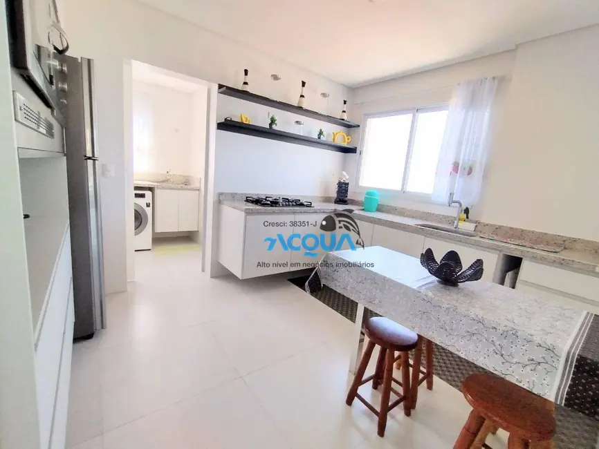 Foto 2 de Apartamento com 3 quartos à venda, 150m2 em Guaruja - SP