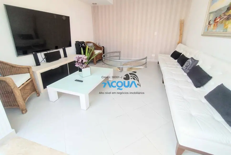 Cobertura com 3 quartos à venda, 200m2 em Guaruja - SP - imagem 4 Foto 4 de Cobertura com 3 quartos à venda, 200m2 em Guaruja - SP