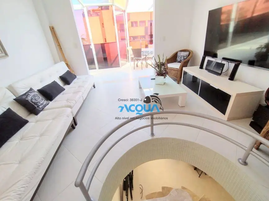 Cobertura com 3 quartos à venda, 200m2 em Guaruja - SP - imagem 3 Foto 3 de Cobertura com 3 quartos à venda, 200m2 em Guaruja - SP