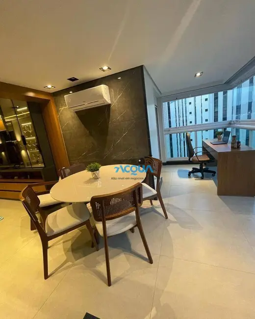 Foto 5 de Apartamento com 2 quartos à venda, 90m2 em Jardim Astúrias, Guaruja - SP