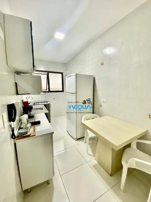 Foto 2 de Apartamento com 2 quartos à venda, 70m2 em Guaruja - SP