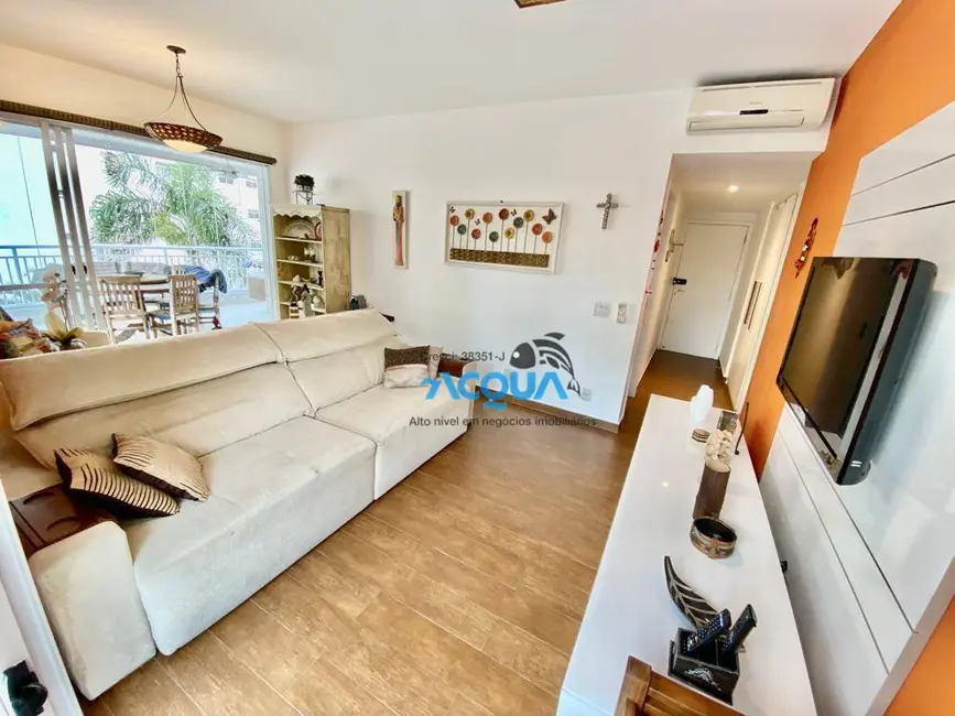 Foto 4 de Apartamento com 3 quartos à venda, 120m2 em Vila Alzira, Guaruja - SP