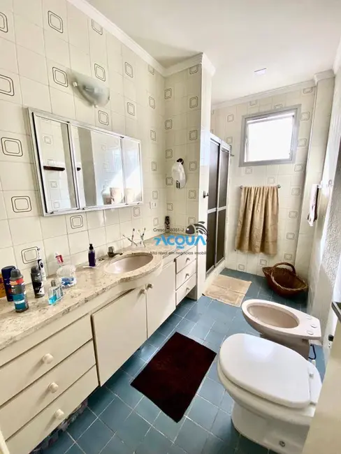 Apartamento com 3 quartos à venda, 180m2 em Barra Funda, Guaruja - SP - imagem 9 Foto 9 de Apartamento com 3 quartos à venda, 180m2 em Barra Funda, Guaruja - SP