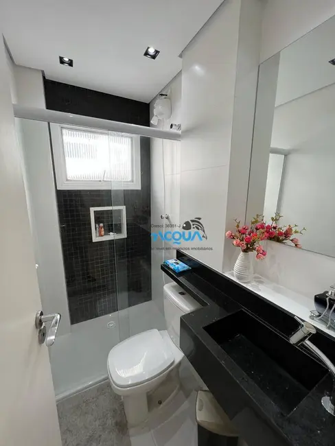 Apartamento com 4 quartos à venda, 120m2 em Barra Funda, Guaruja - SP - imagem 8 Foto 8 de Apartamento com 4 quartos à venda, 120m2 em Barra Funda, Guaruja - SP