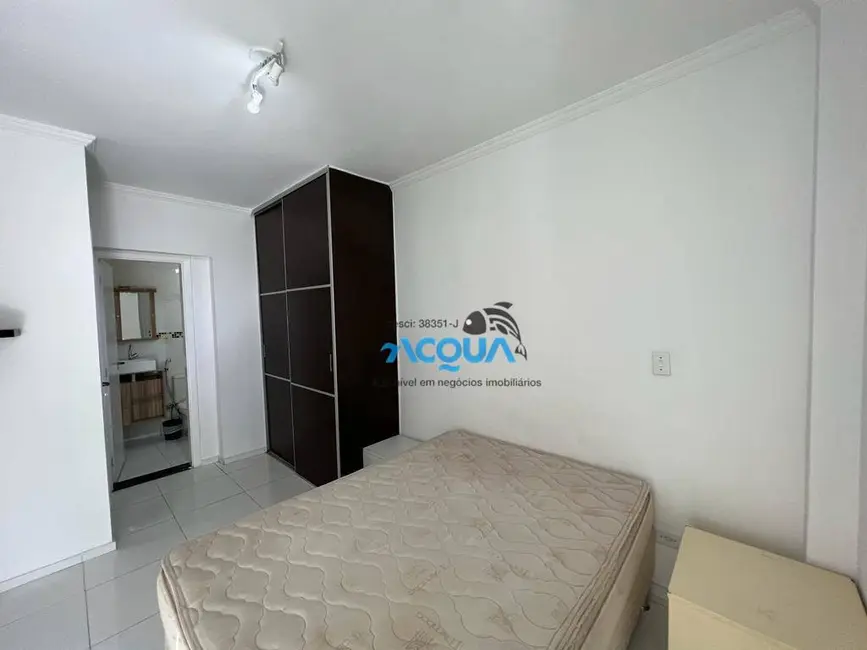 Apartamento com 3 quartos à venda, 120m2 em Barra Funda, Guaruja - SP - imagem 8 Foto 8 de Apartamento com 3 quartos à venda, 120m2 em Barra Funda, Guaruja - SP