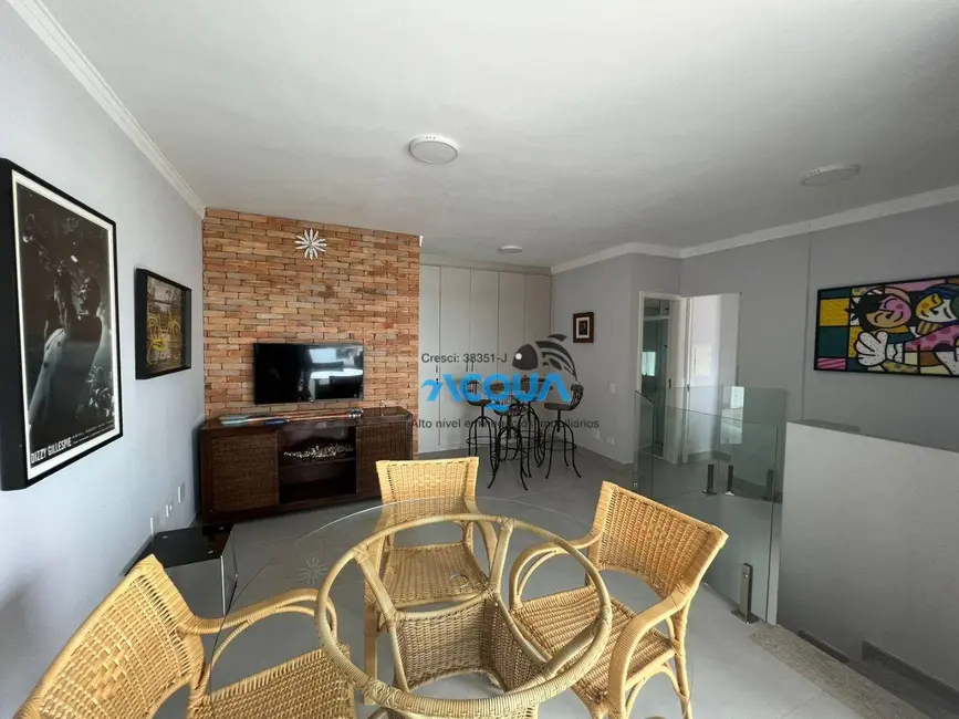 Foto 2 de Cobertura com 3 quartos à venda, 190m2 em Jardim Astúrias, Guaruja - SP