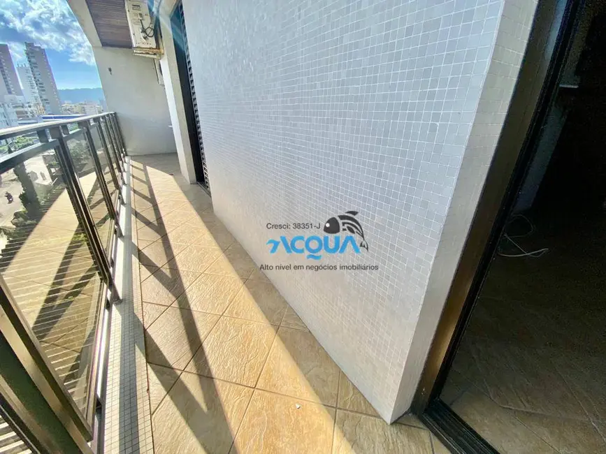 Foto 5 de Apartamento com 3 quartos à venda, 98m2 em Enseada, Guaruja - SP