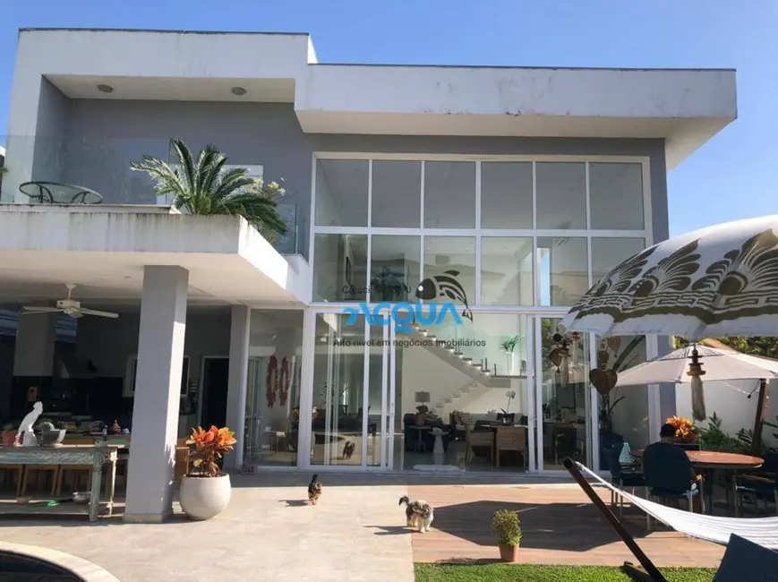 Casa de Condomínio com 5 quartos à venda, 518m2 em Jardim Acapulco, Guaruja - SP - imagem 5 Foto 5 de Casa de Condomínio com 5 quartos à venda, 518m2 em Jardim Acapulco, Guaruja - SP