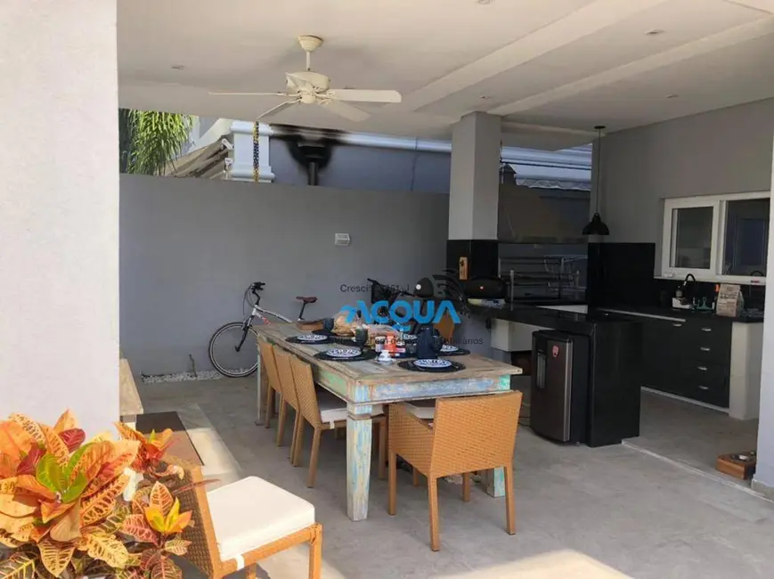 Casa de Condomínio com 5 quartos à venda, 518m2 em Jardim Acapulco, Guaruja - SP - imagem 7 Foto 7 de Casa de Condomínio com 5 quartos à venda, 518m2 em Jardim Acapulco, Guaruja - SP