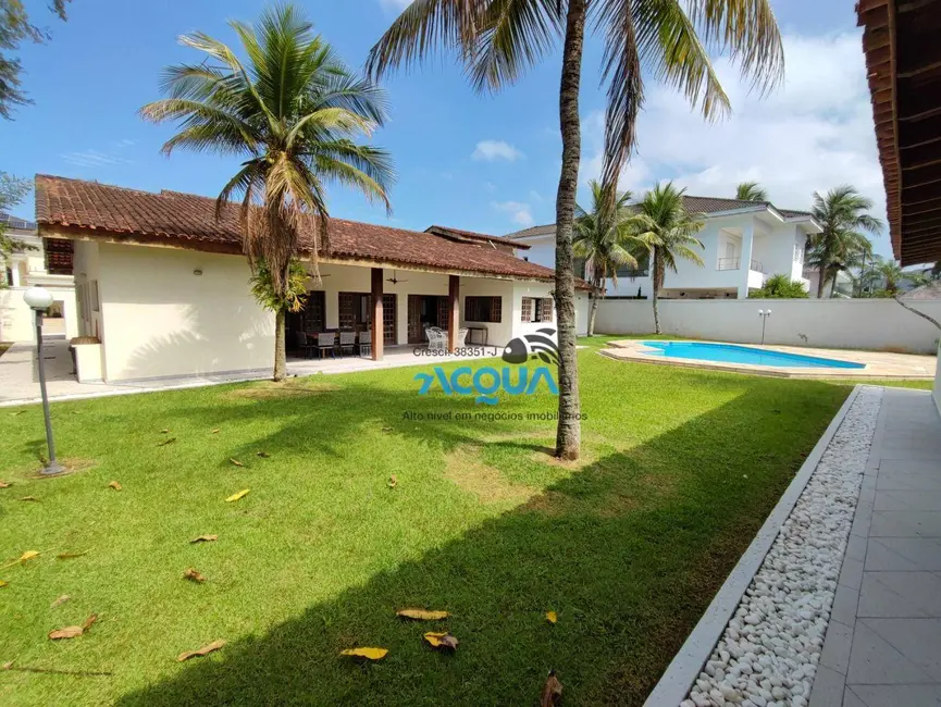 Casa de Condomínio com 4 quartos à venda, 1050m2 em Jardim Acapulco, Guaruja - SP - imagem 5 Foto 5 de Casa de Condomínio com 4 quartos à venda, 1050m2 em Jardim Acapulco, Guaruja - SP