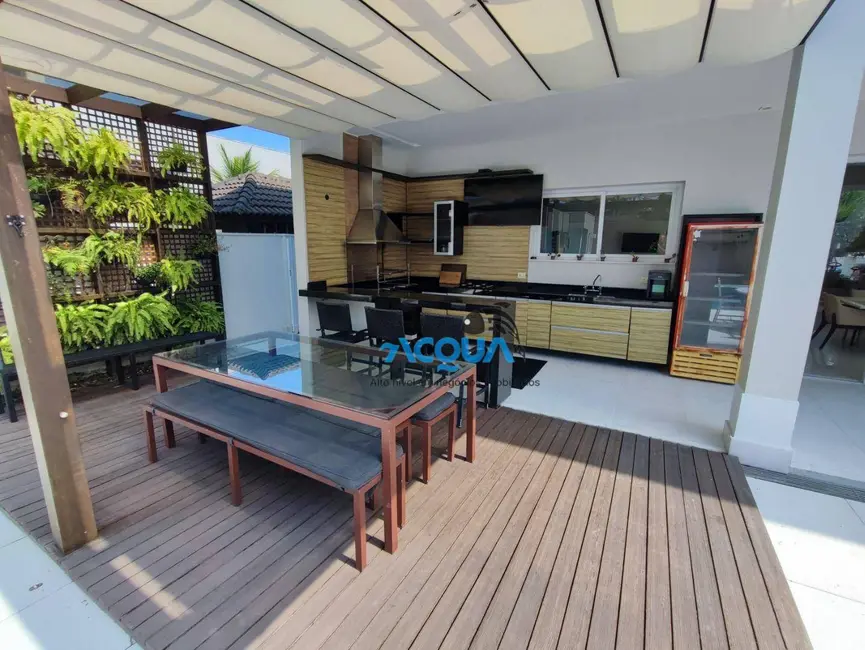 Foto 6 de Casa de Condomínio com 4 quartos à venda, 550m2 em Jardim Acapulco, Guaruja - SP