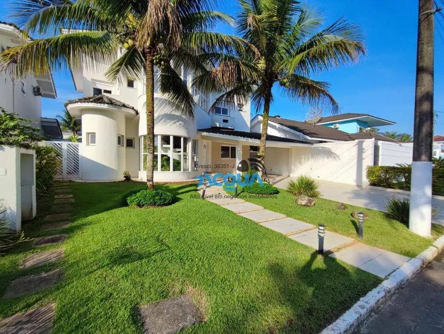 Casa de Condomínio com 5 quartos à venda, 525m2 em Jardim Acapulco, Guaruja - SP - imagem 3 Foto 3 de Casa de Condomínio com 5 quartos à venda, 525m2 em Jardim Acapulco, Guaruja - SP