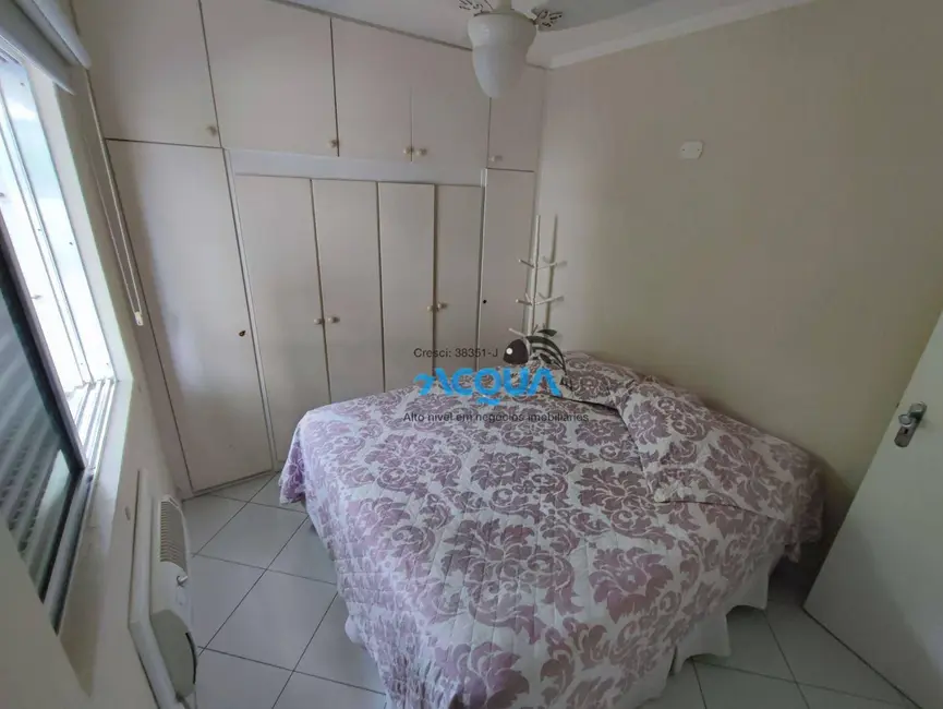 Foto 9 de Apartamento com 3 quartos à venda, 92m2 em Guaruja - SP