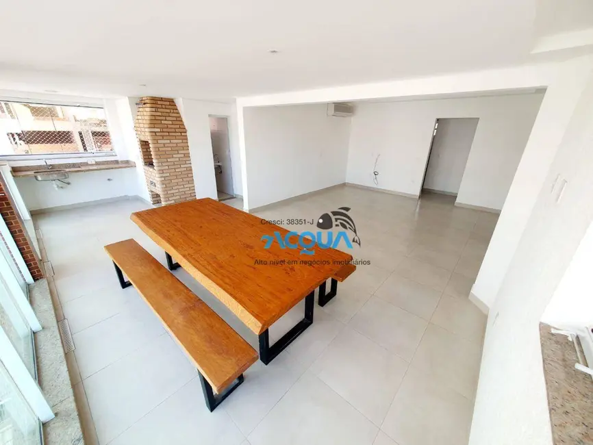 Foto 2 de Apartamento com 3 quartos à venda, 130m2 em Guaruja - SP