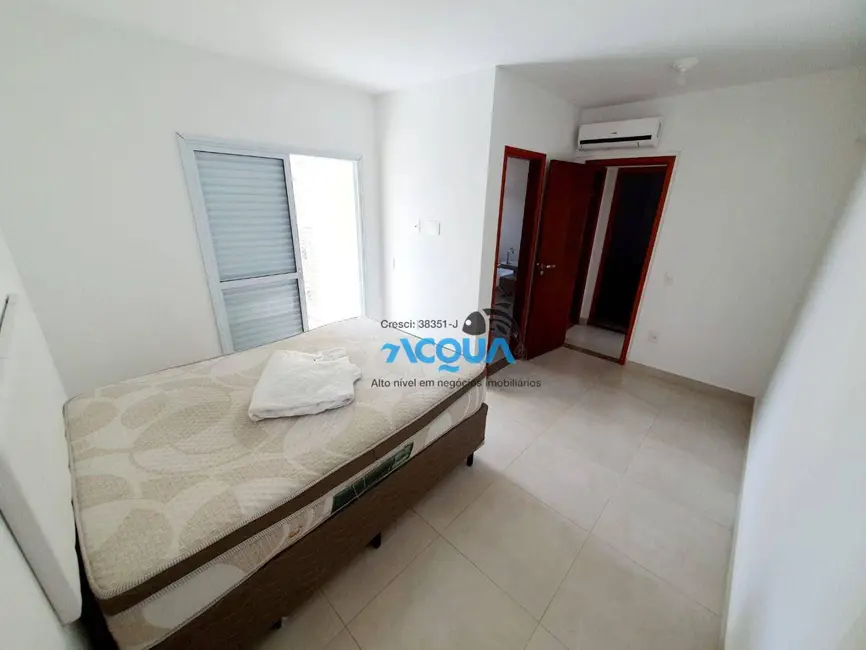 Foto 8 de Apartamento com 3 quartos à venda, 130m2 em Guaruja - SP