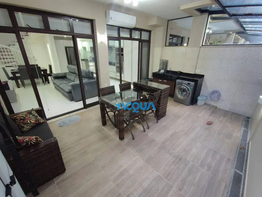 Apartamento com 3 quartos à venda, 125m2 em Jardim Três Marias, Guaruja - SP - imagem 4 Foto 4 de Apartamento com 3 quartos à venda, 125m2 em Jardim Três Marias, Guaruja - SP