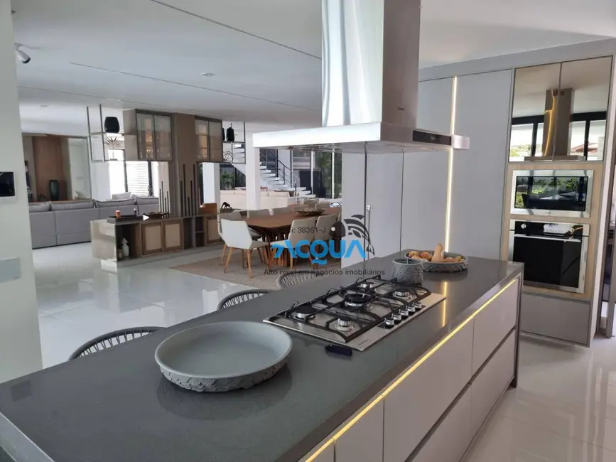 Casa de Condomínio com 7 quartos à venda, 1000m2 em Jardim Acapulco, Guaruja - SP - imagem 9 Foto 9 de Casa de Condomínio com 7 quartos à venda, 1000m2 em Jardim Acapulco, Guaruja - SP