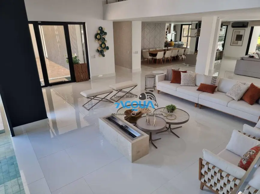 Casa de Condomínio com 7 quartos à venda, 1000m2 em Jardim Acapulco, Guaruja - SP - imagem 3 Foto 3 de Casa de Condomínio com 7 quartos à venda, 1000m2 em Jardim Acapulco, Guaruja - SP