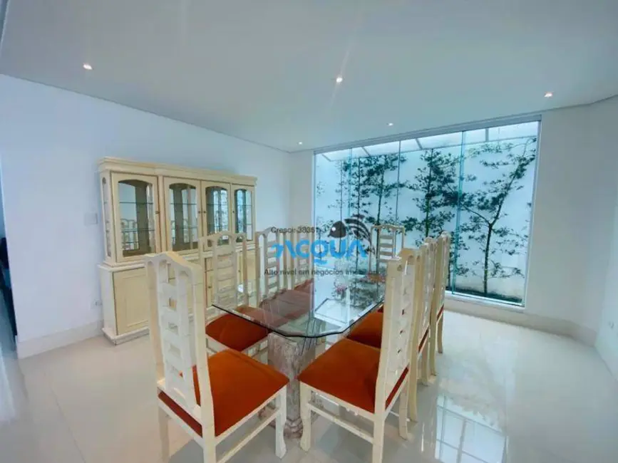 Casa de Condomínio com 7 quartos à venda, 500m2 em Acapulco, Guaruja - SP - imagem 4 Foto 4 de Casa de Condomínio com 7 quartos à venda, 500m2 em Acapulco, Guaruja - SP