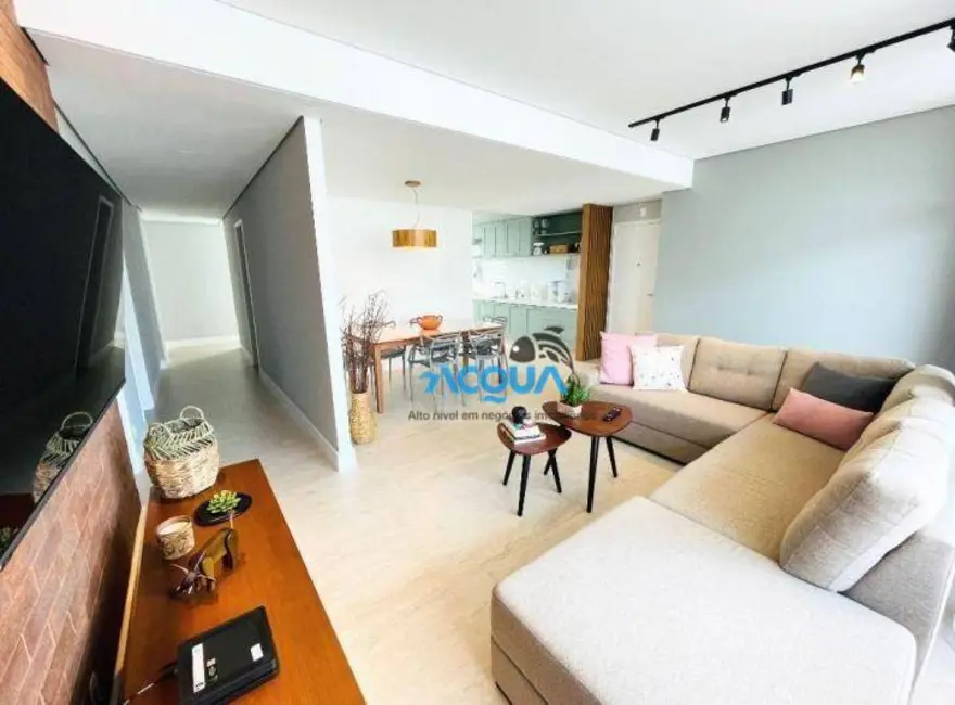 Apartamento com 3 quartos à venda, 150m2 em Barra Funda, Guaruja - SP - imagem 3 Foto 3 de Apartamento com 3 quartos à venda, 150m2 em Barra Funda, Guaruja - SP