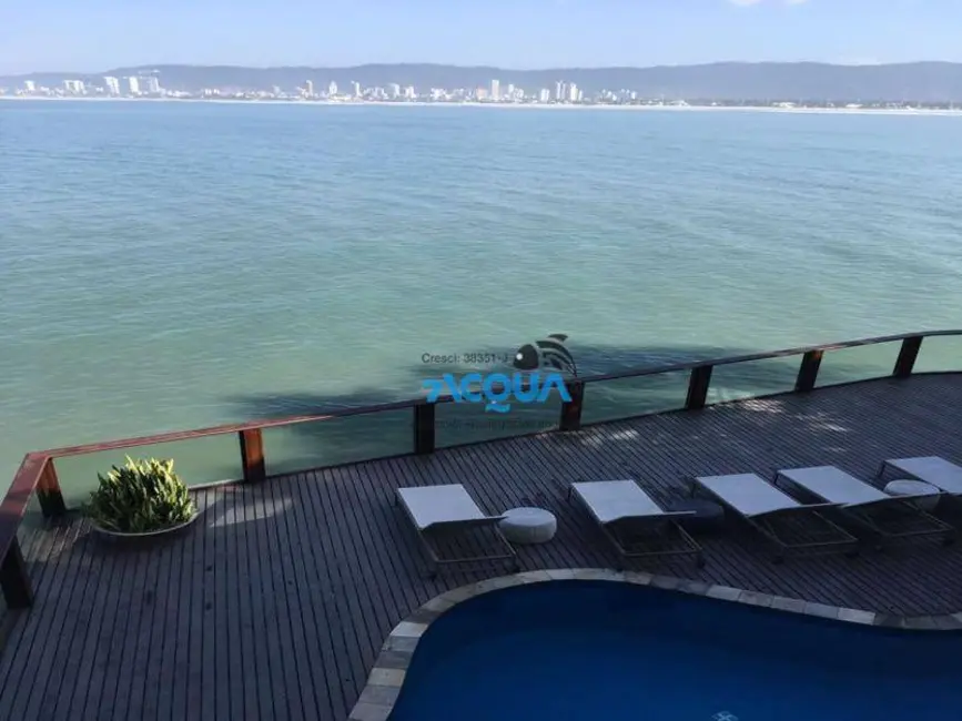 Casa de Condomínio com 5 quartos à venda, 1200m2 em Guaruja - SP - imagem 1 Foto 1 de Casa de Condomínio com 5 quartos à venda, 1200m2 em Guaruja - SP
