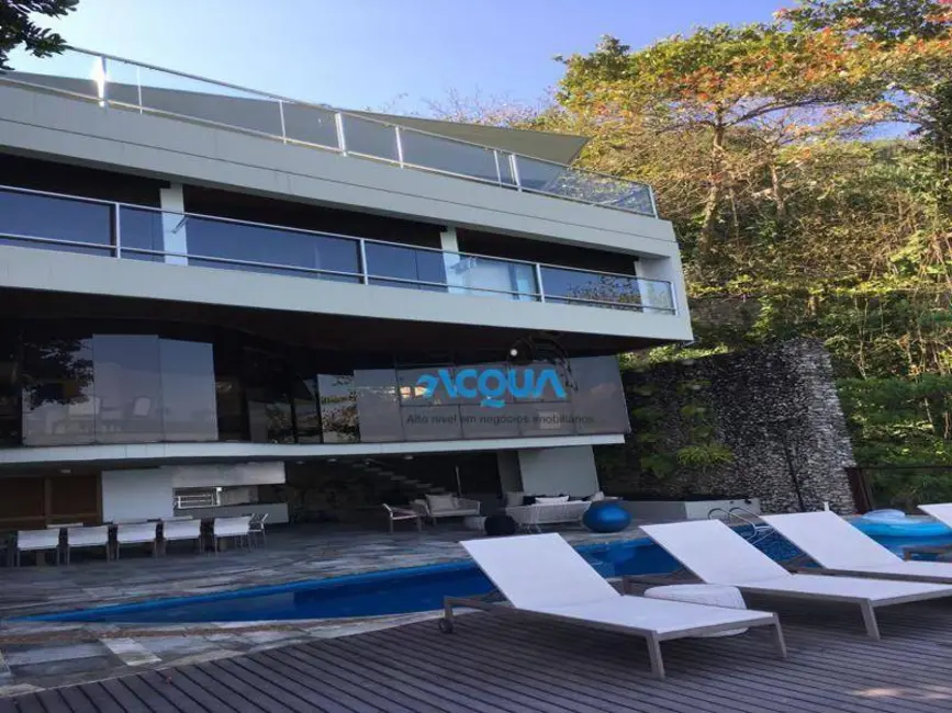 Casa de Condomínio com 5 quartos à venda, 1200m2 em Guaruja - SP - imagem 9 Foto 9 de Casa de Condomínio com 5 quartos à venda, 1200m2 em Guaruja - SP